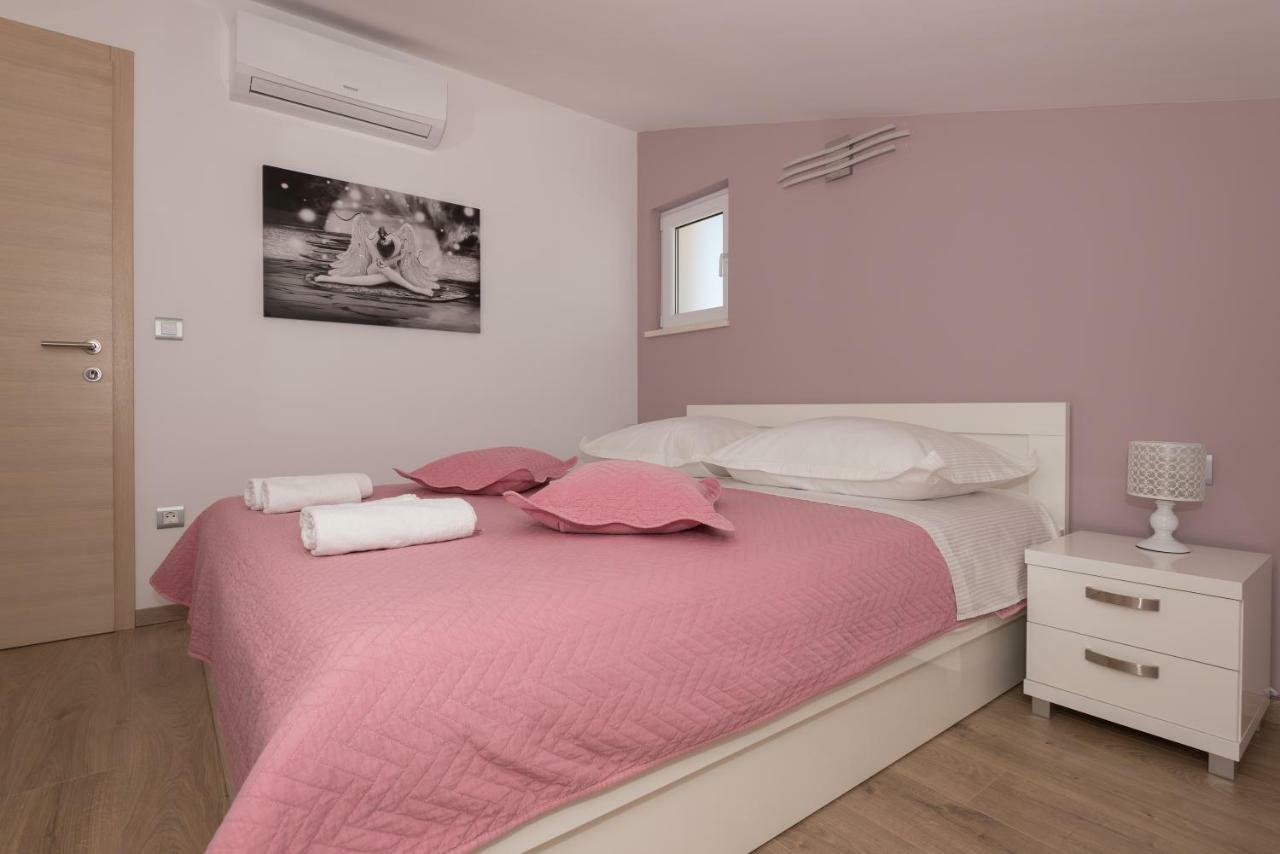 Apartmani Vujcic ماكارسكا المظهر الخارجي الصورة